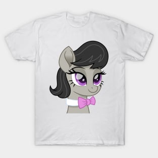 Octavia Melody portrait short mane T-Shirt